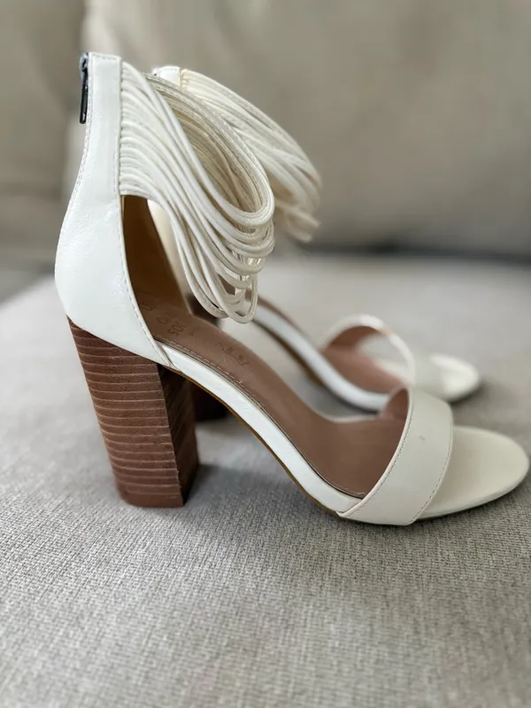 Oasis Society Heels - Image 2
