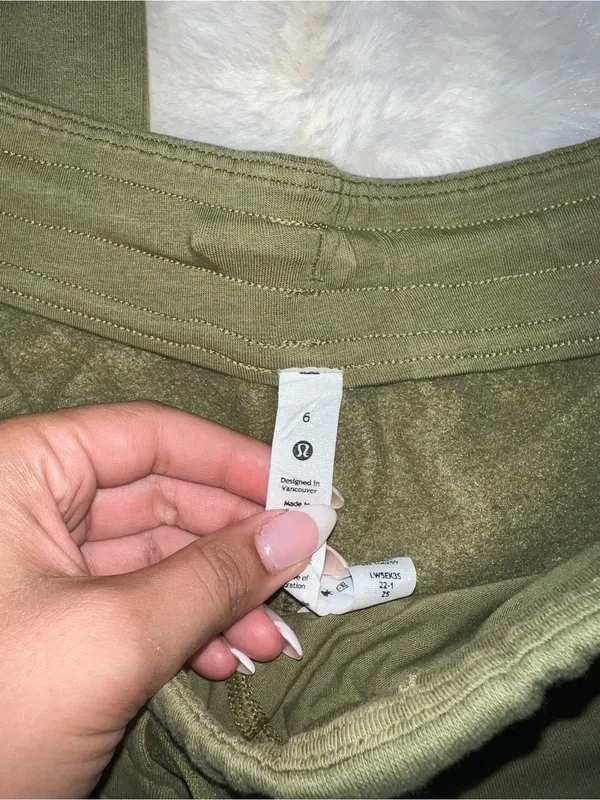 Lululemon Loungeful Straight Leg Pant - Image 3