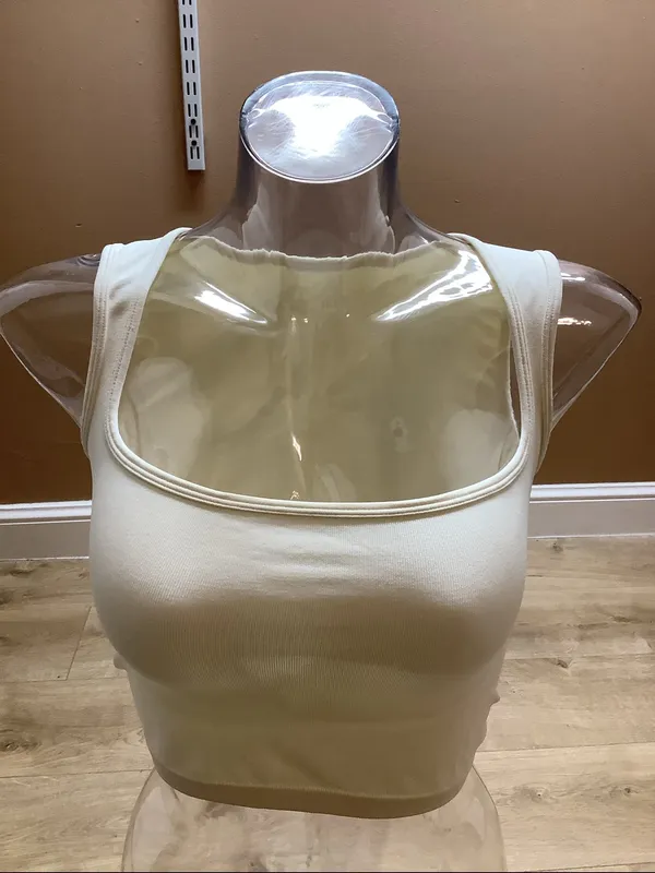 Women's Size Medium Cream Sleeveless Ribbed Crop Top, Preloved - Image 4