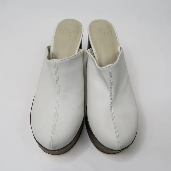 Urban Outfitters Ellie White Platform Mules - Image 3