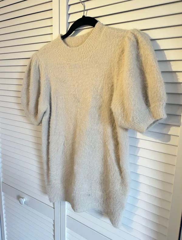 Cream Short Sleeve Sweater - Image 3