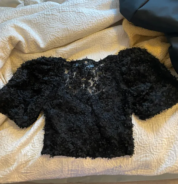 ZARA Puff Sleeve Top - Image 2