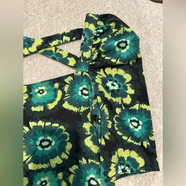 Free People Women's Give Me More Top like new size S short sleeves , puffy sleev - Image 4
