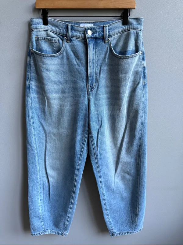 Evereve Ever Seamed Medium Blue Barrel Leg Jeans Size 30 High Rise Ankle Length - Image 3