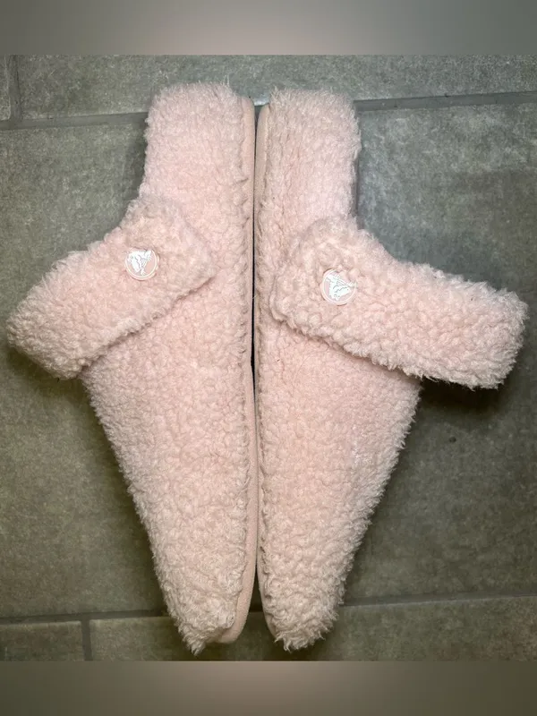 Crocs Classic Cozzzy Pink Loungewear Clog Slippers Women’s Shoe Size 8 - Image 5