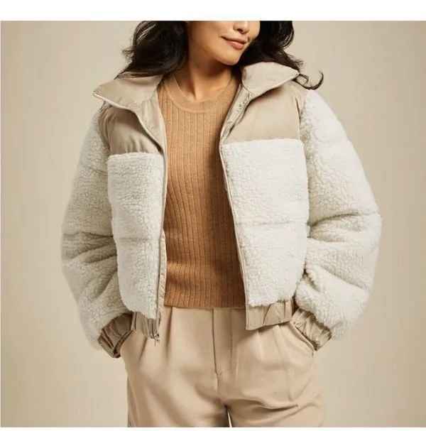 Abercrombie & Fitch Ultra Vegan Leather Sherpa Cropped Puffer Jacket in XS - Image 4