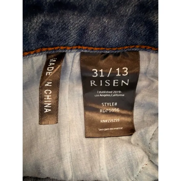 Risen Jeans Womens Size 31/13 Distressed High Rise Straight Leg Raw Hem thrashed - Image 9