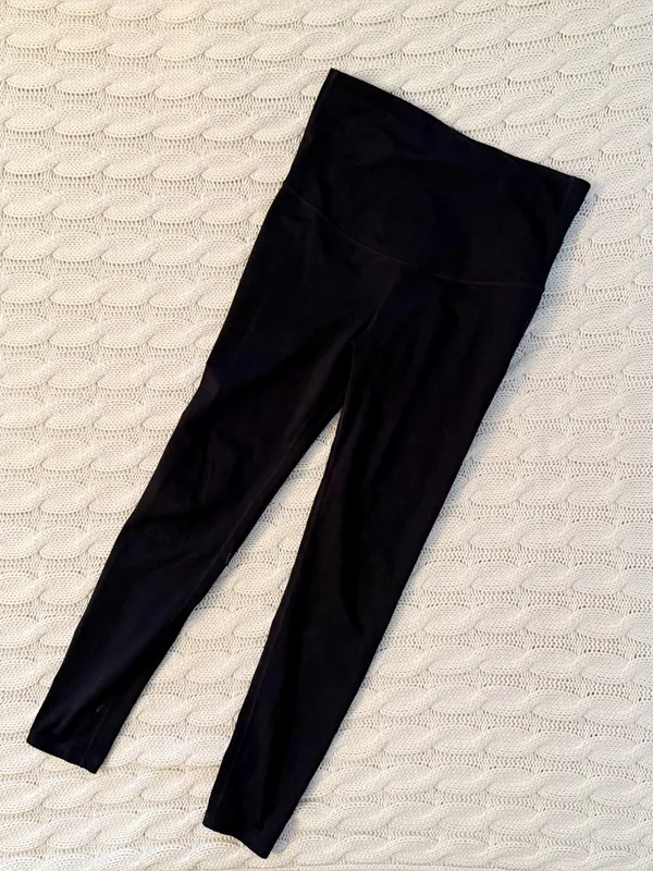 GAP Black Maternity High-Waist Leggings - Image 3
