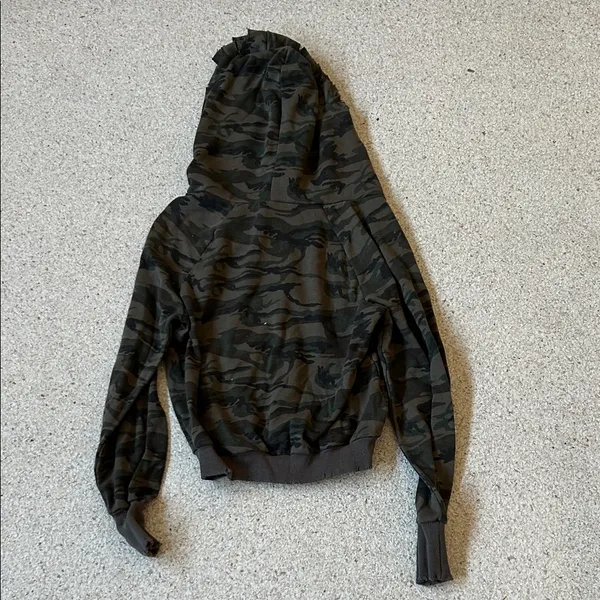 Dance & Marvel Camouflage Hoodie Sweater - Image 6