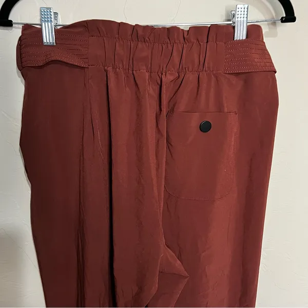 Athleta Skyline II Terracotta‎ High Rise Belted Pleated Ankle Performance Pants - Image 10