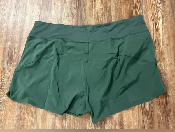 NWT Outdoor Voices Hudson Evergreen 2.5” Running Short Size XXXL Activewear - Image 4