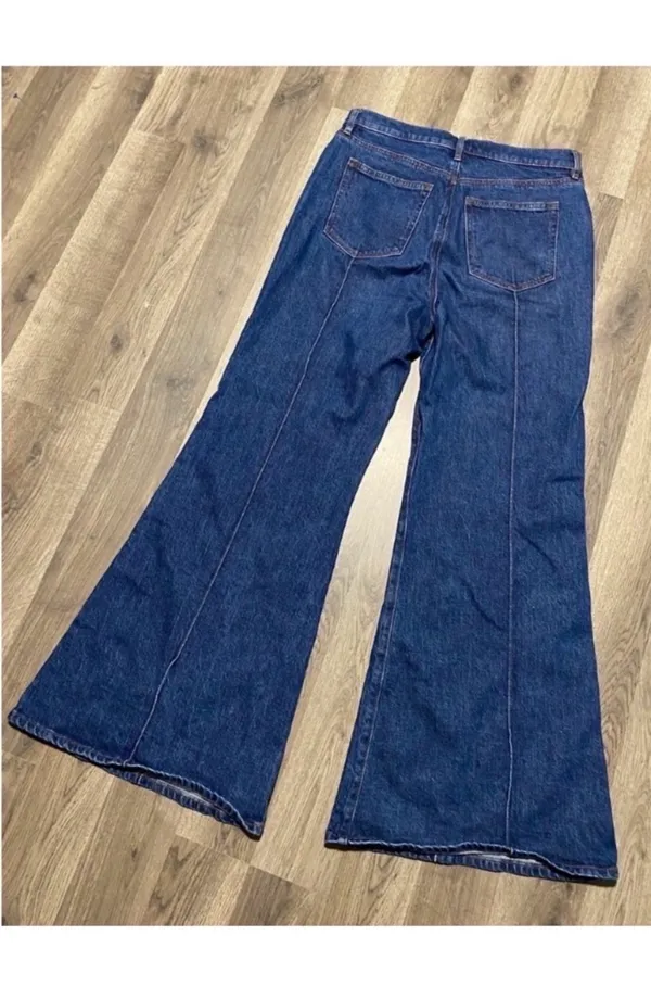 Loft High-Rise Flare Kick Jeans - Image 8