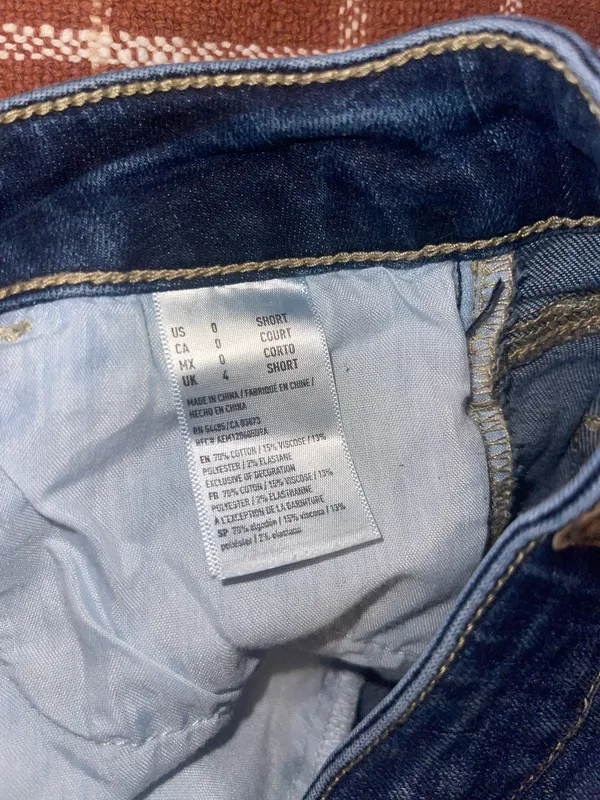 American Eagle Jeans - Image 3