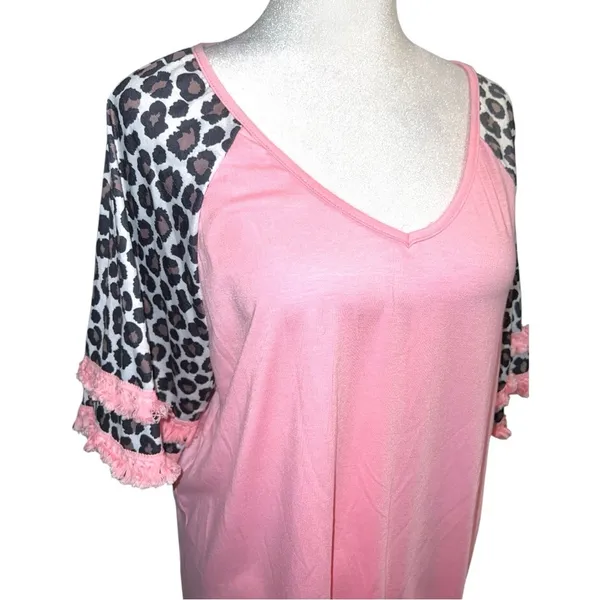 Cellabie Pink Leopard Sleeve Women's Top Size XL - Image 3
