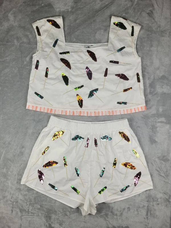 Queen of Sparkles 2 Piece Crop Top Shorts Set White Sequin XL Coctail Umbrellas - Image 2