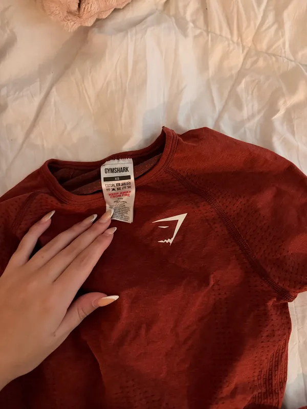 Gymshark Long Sleeve Crop Top - Image 2