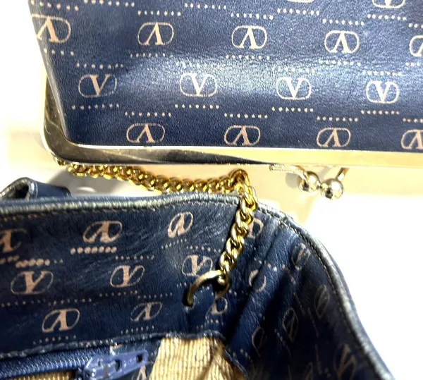 VINTAGE Valentino Garavani Monogram Tote Shoulder Bag & Matching Pouch Clutch - Image 14