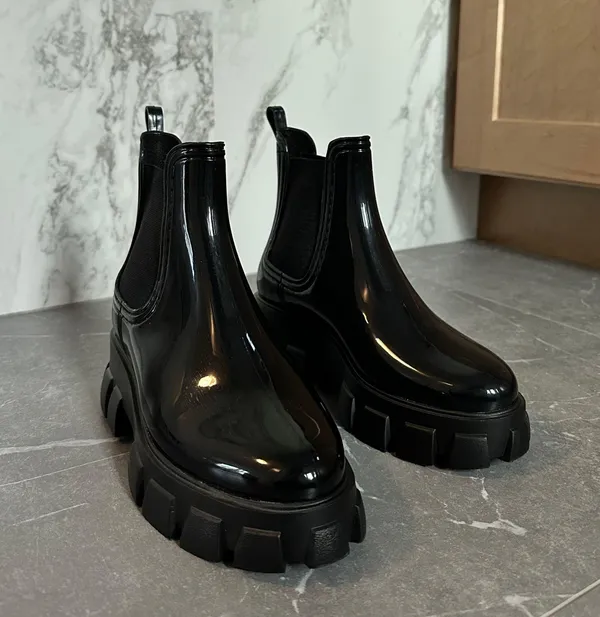 Platform Boots Black Size 8 - Image 5
