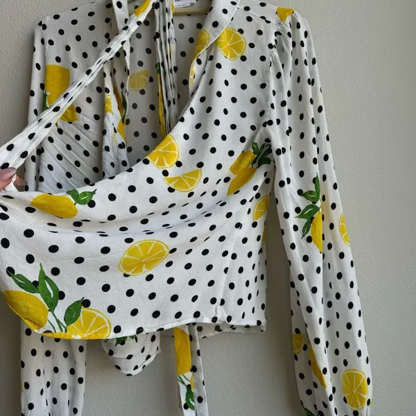 Lovers + Friends Mikayla Lemon Polka Dot Balloon Sleeve Wrap Blouse Size Small - Image 3