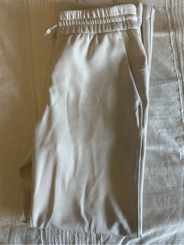lululemon Softstreme High-Rise Pant – Light Ivory - Image 4