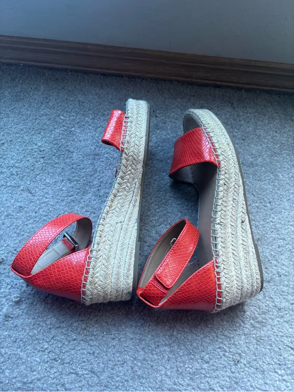 Franco Sarto Red Snake Embossed Espadrille Platform Sandals 8.5 - Image 2