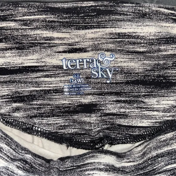 Terra & Sky Patterned Leggings - Image 3