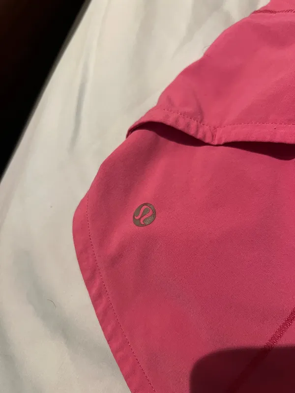 Lululemon Shorts Hotty Hot - Image 3