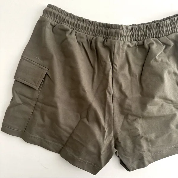 Gymshark M Cargo Pocket Shorts - Image 6