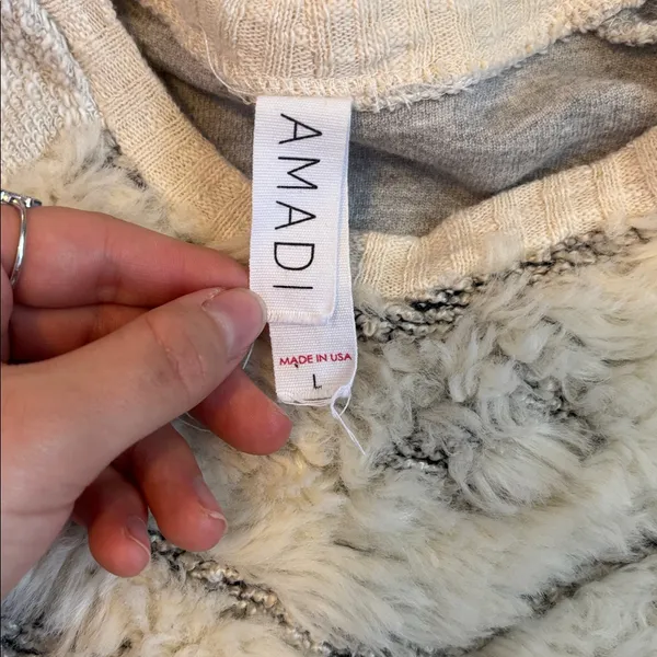 Anthropologie Amadi Texture-Stitched Calista Faux Fur Moroccan Sweatshirt Top - Image 6