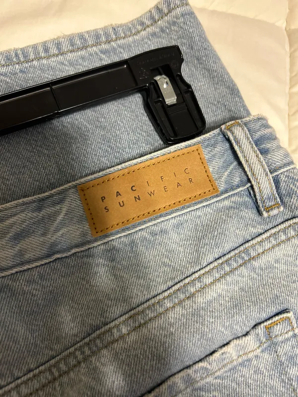PacSun Jeans Low-Rise Baggy 25 - Image 4