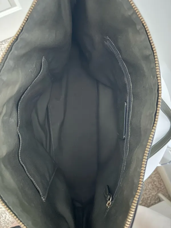Coach Leather Shoulder Bag - Image 5