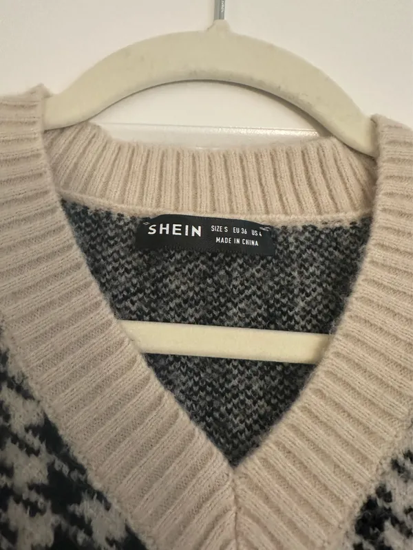 SHEIN Sweater Vest - Image 2
