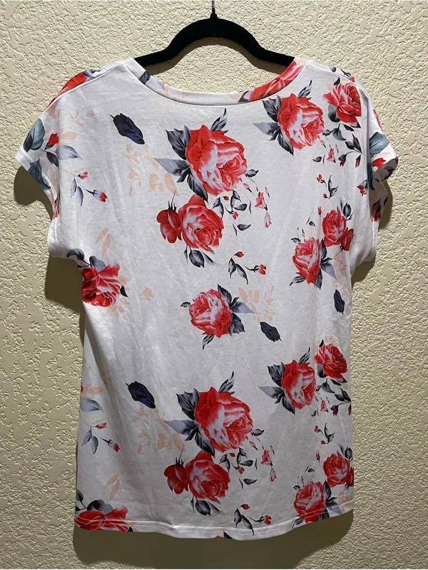 Women’s White Floral Twist-Front Short Sleeve Top size M - Image 2