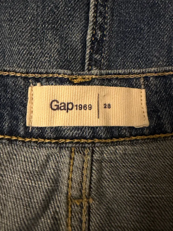 GAP Classic Indigo Wash Denim Mini Skirt - Image 3
