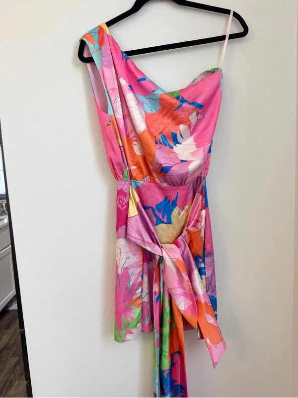 Gigi & Ella Ocean Avenue One-Shoulder Floral Wrap Mini Dress - Image 2