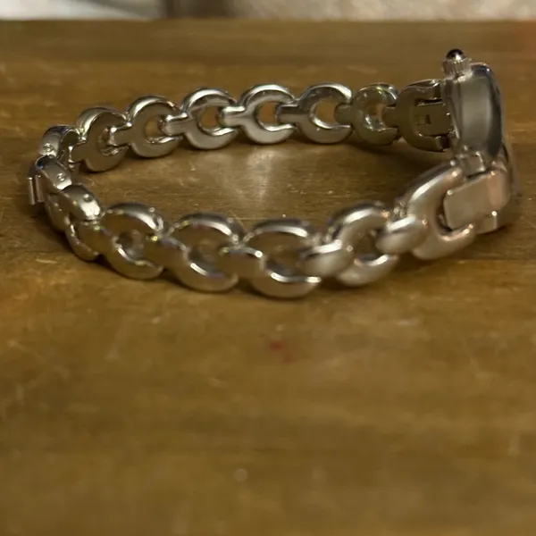 Vintage Quartz stainless steel watch - Image 6