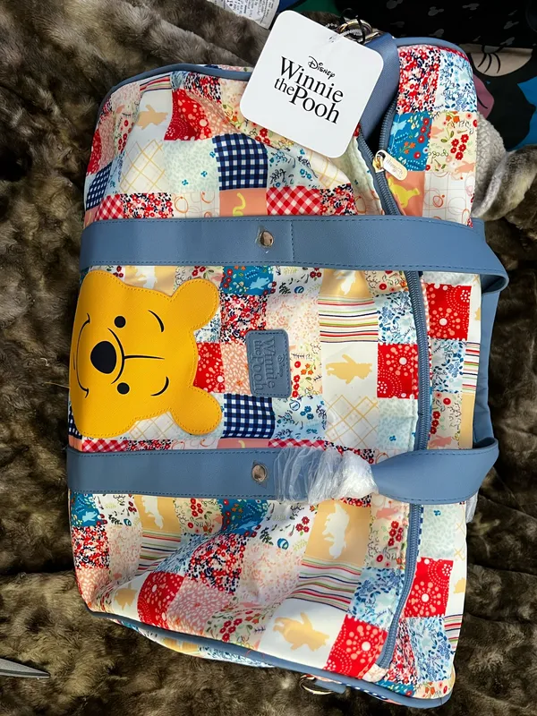 Winnie the Pooh luggage - Image 2