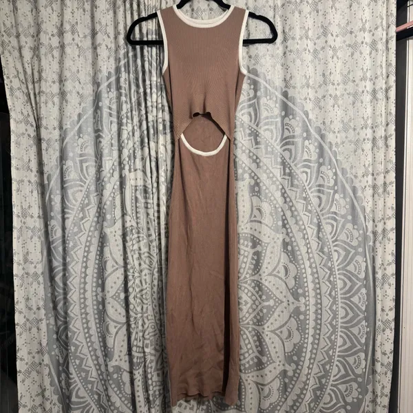 Beige Cut Out Knit Midi dress Size XS - Image 2