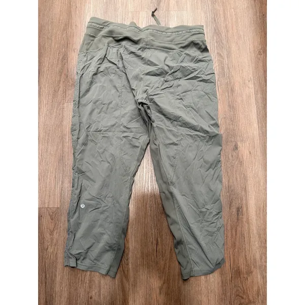 Lululemon Dance‎ Studio Pant Unlined Sage Green Pinstripe Size 14 Jogger - Image 3