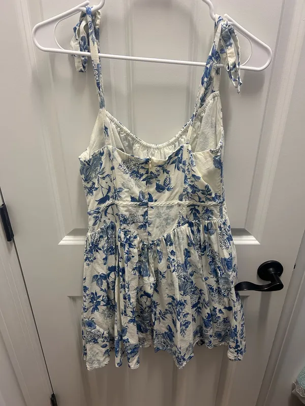 Boutique Dress - Image 2