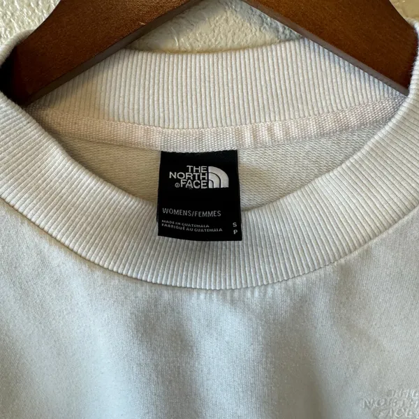 The North Face Cream Cropped Sweatshirt Women’s Small Embroidered Logo - Image 5