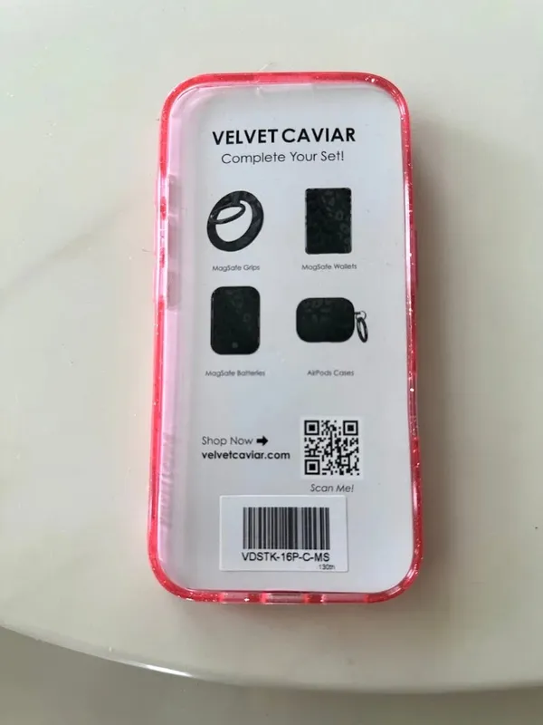 Velvet Caviar Phone Case Pink Heart Bow Glitter iPhone 16 Pro - Image 2