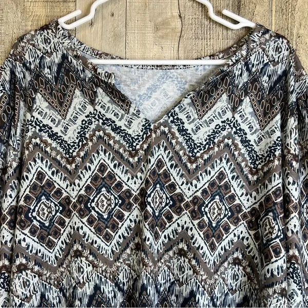 Unbranded Xxl Tribal Print Notched V-Neck Top w/Long Puff Sleeve & Shirr… - Image 4