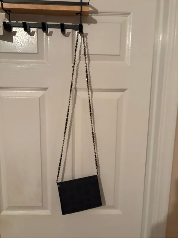 Mcm sure and leather black crossbody - Image 2