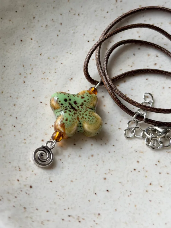 Handmade chunky flower cross ceramic bead cute fairy boho retro necklace🤎 - Image 4