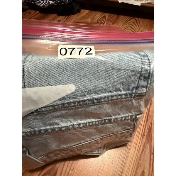 Rag Bone Alissa High Rise Barrel Leg Jeans Sz 26 Light Wash Raw Hem‎ Button Fly - Image 16