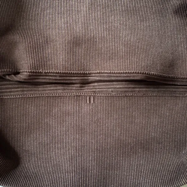 OFFLINE By Aerie Textured Seamless Cropped size M, Brown - Image 4