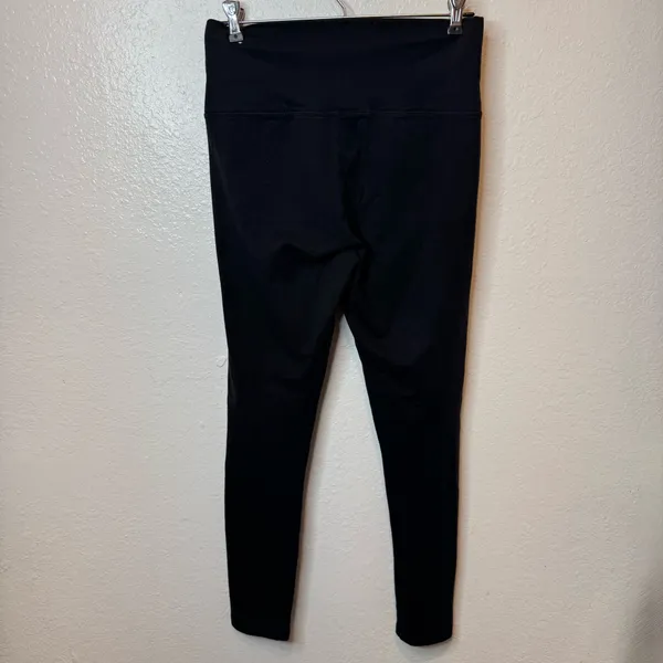 Aerie Chill Play Move Black High Rise Leggings Size Medium - Image 4