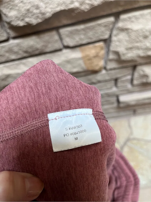Vuori Performance Jogger Pants Marsala Rosewood Medium - Image 8
