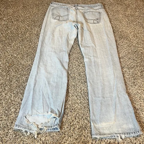 Vintage‎ Tommy Hilfiger Women Light Wash Distressed Flare Jeans Size 14R - Image 9